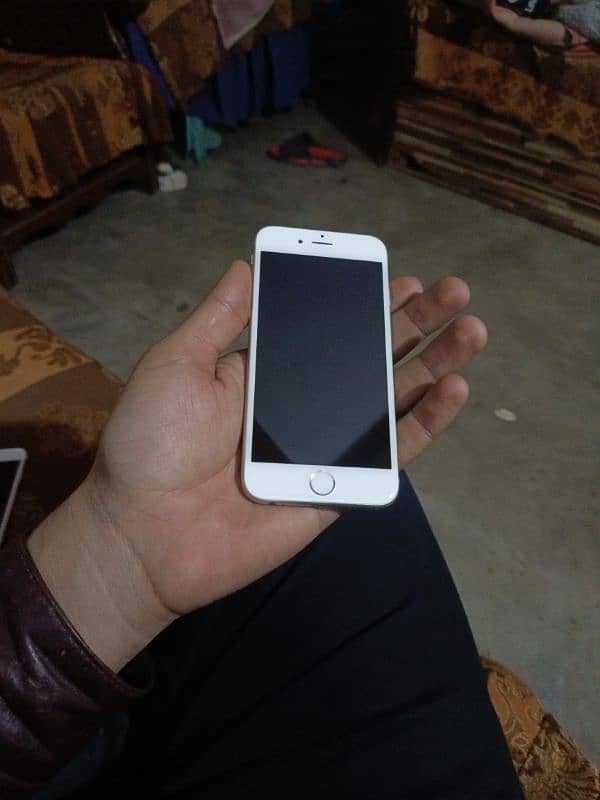 Iphone 6 Non Lush Condition 12