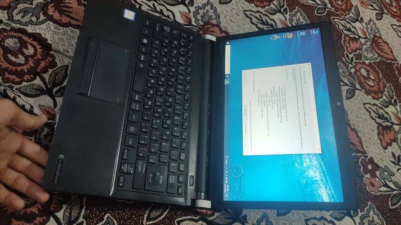 Toshiba Dynabook Core i5 6th generation,4 gb ram,320 hdd,3 hrs battery 0