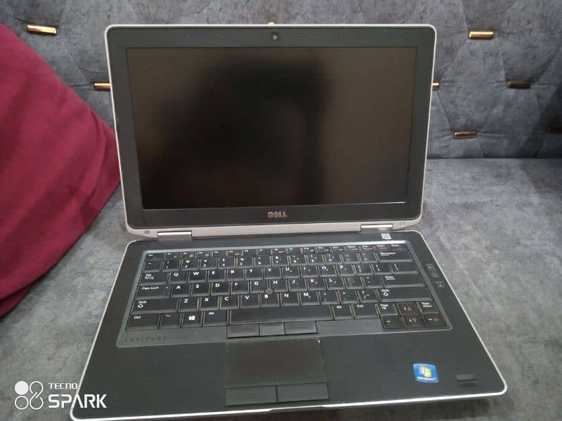 Dell Laptop latitude E6330 i7 3gen 0