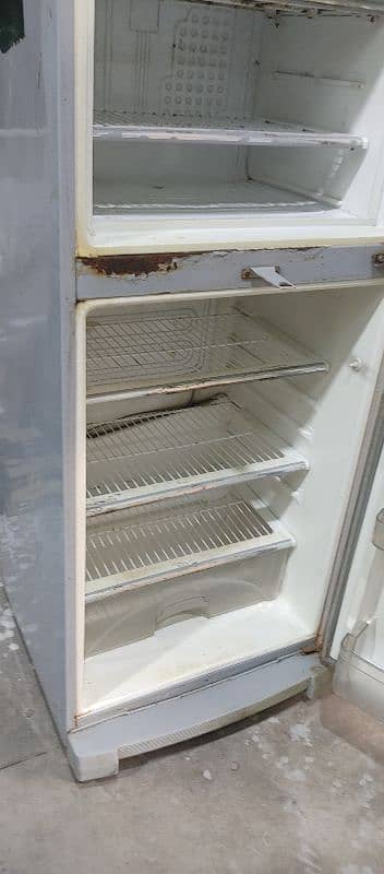 Dawlance Fridge work condition 0