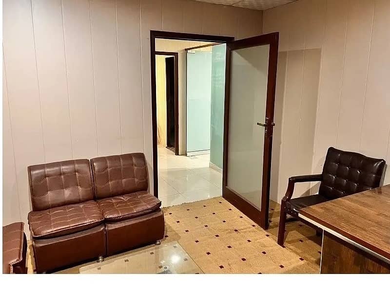 Area 1800 Square Feet Corporate Office Available For Rent On Reasonable Rent Gulberg 3 Lahore 2