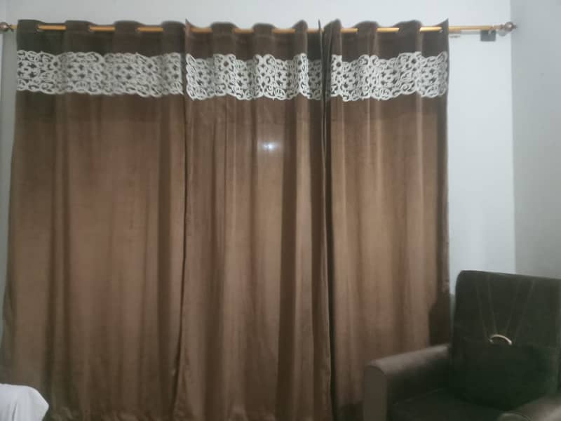 Curtains 0