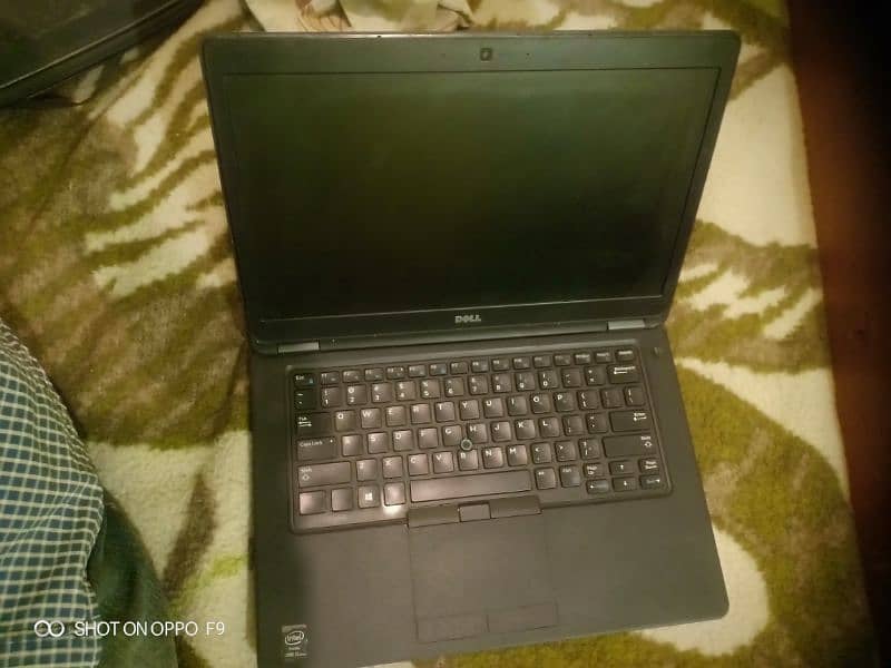 dell Latitude 5th gen 5450 1