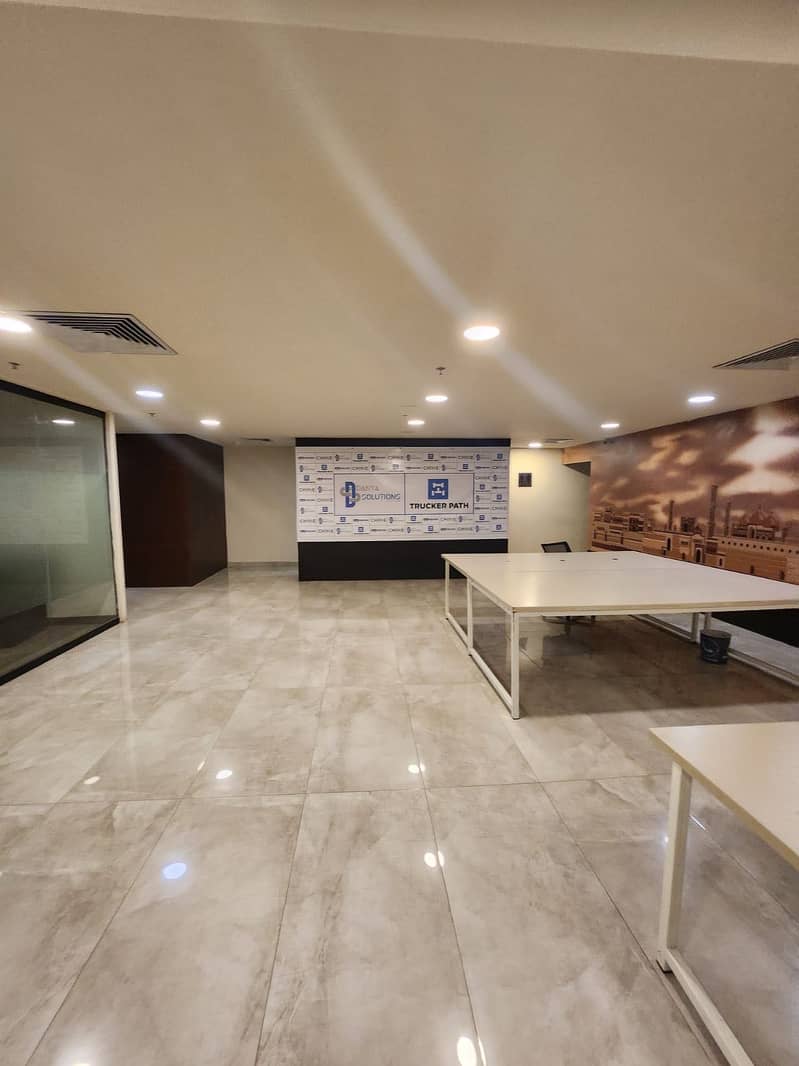 Gulberg Main Boulevard 5000 Square Feet Hall For Office 4