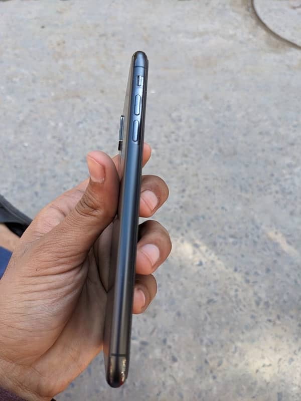 I phone xs max 64 Gb 3