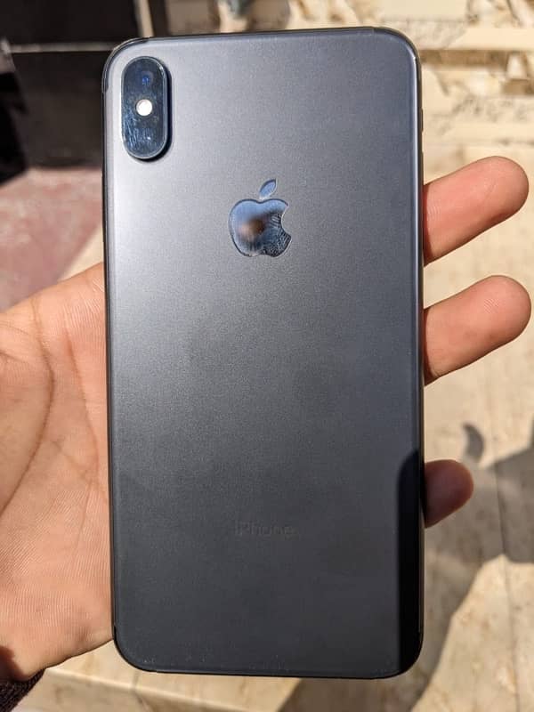 I phone xs max 64 Gb 6