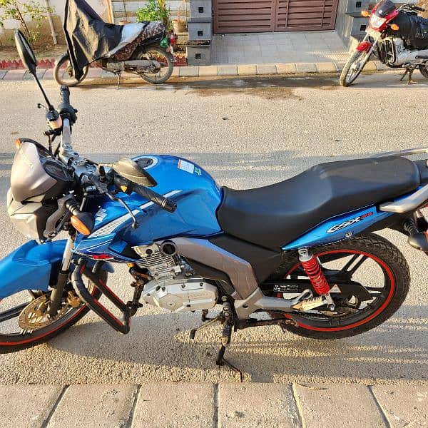 Suzuki GSX 125 2023 1