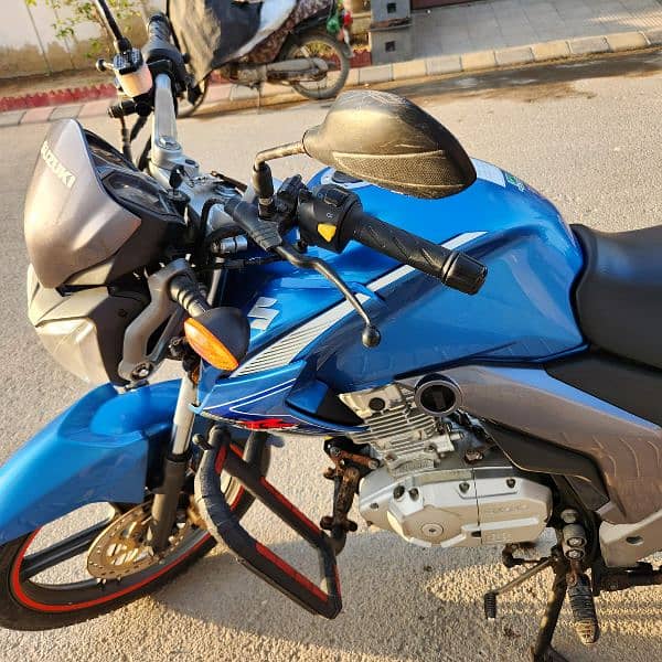 Suzuki GSX 125 2023 2