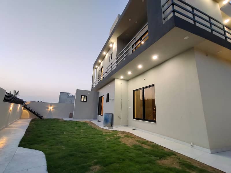 18 MARLA WITH 1 KANAL LAWN BRAND NEW HOUSE AVAILABLE FOR SALE IN BAHRIA TOWN PHASE 8 USMAN D 26