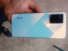 vivo y20  sale used but in new condition