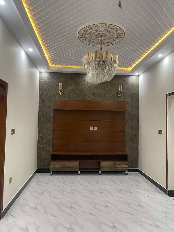 BRAND NEW 10 MARLA FULL HOUSE AVAILABLE FOR RENT IN SECTOR D BAHRIA TOWN LAHORE 11