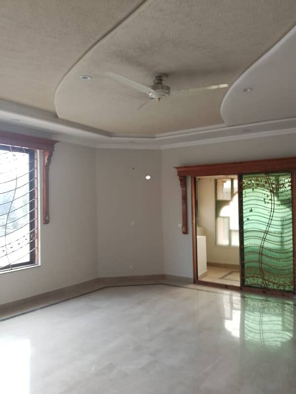 house for sale in f8 main margalla road 12