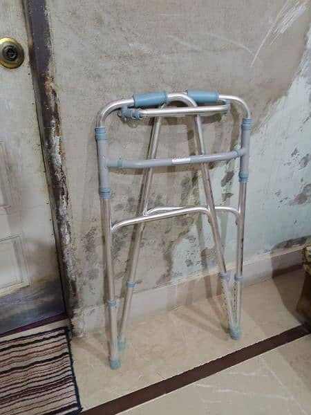 Height Adjustable and foldable Walker for patient And R. O. M knee brace 3