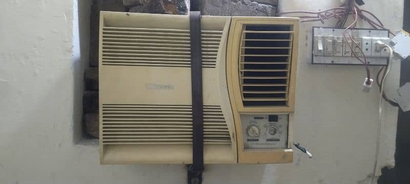 window ac 10 /8 condition 1