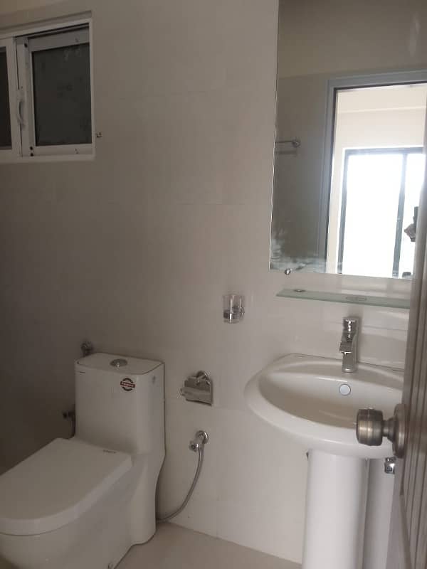 2 Bed Brand New Flat For Rent 9