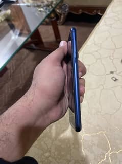 huawei honor 8  mobile phone