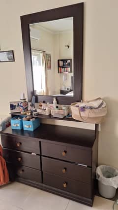 Dressing Table with 6 Drawers