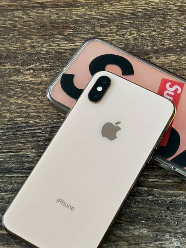 Iphone xs gold 0