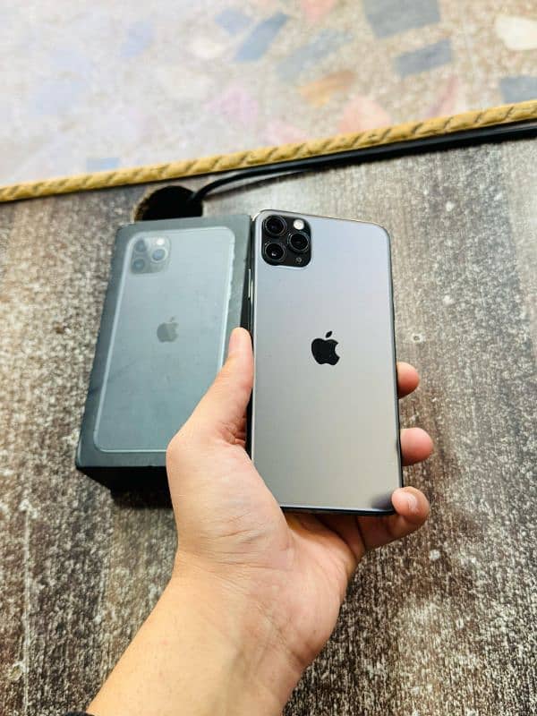 iphone 11 Pro Max 256GB PTA Approved 2