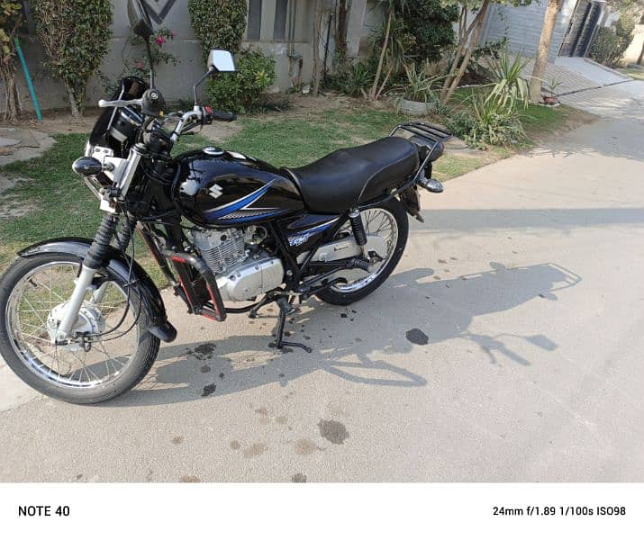 Suzuki GS 150 | Model 2023 | Suzuki in Bikes | Total Geniune 4