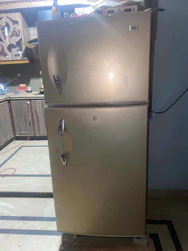 Haier Refrigerator HRF-272 1