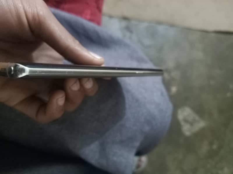 Samsung  Note 8 6/64 Pta Ok 5