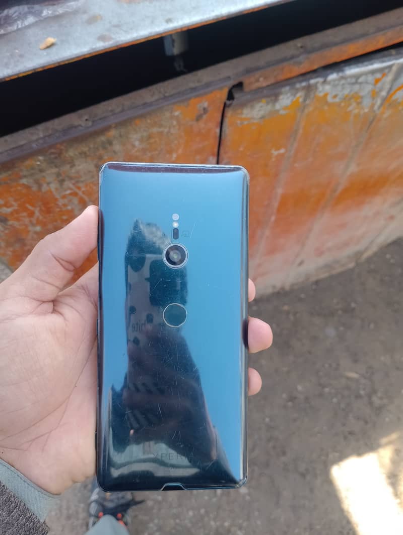 Sony xz3 all ok 10/9 hy 1