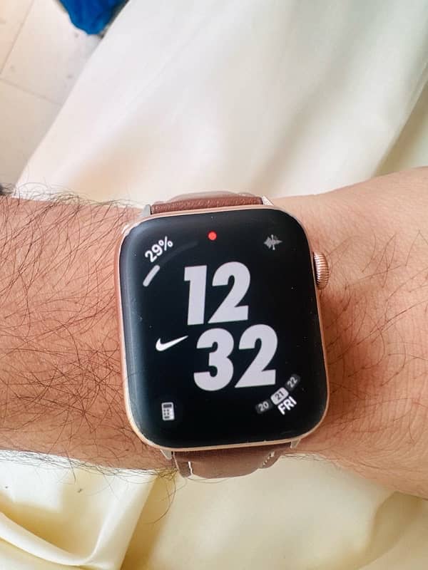 Apple Watch Series 6 44mm 1