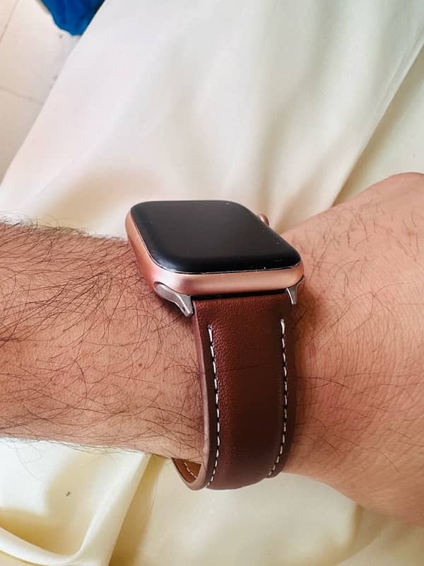 Apple Watch Series 6 44mm 2