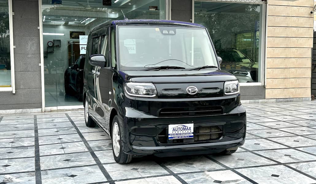 Daihatsu Tanto - 2022 1