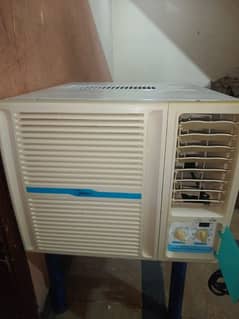 Window inverter AC