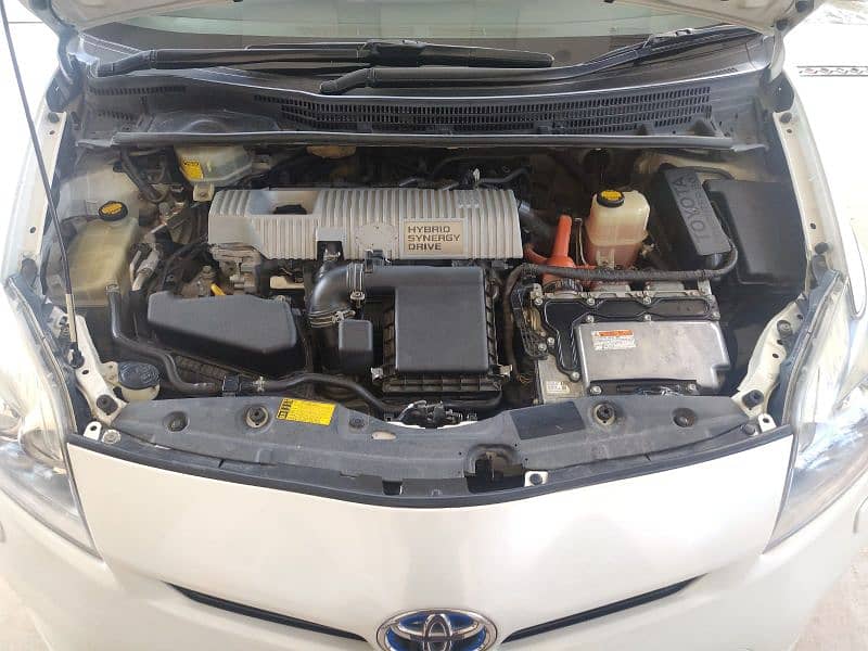 Toyota Prius 2012 9