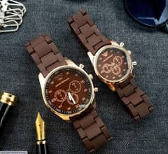 couple's analogue watch with Steel chain