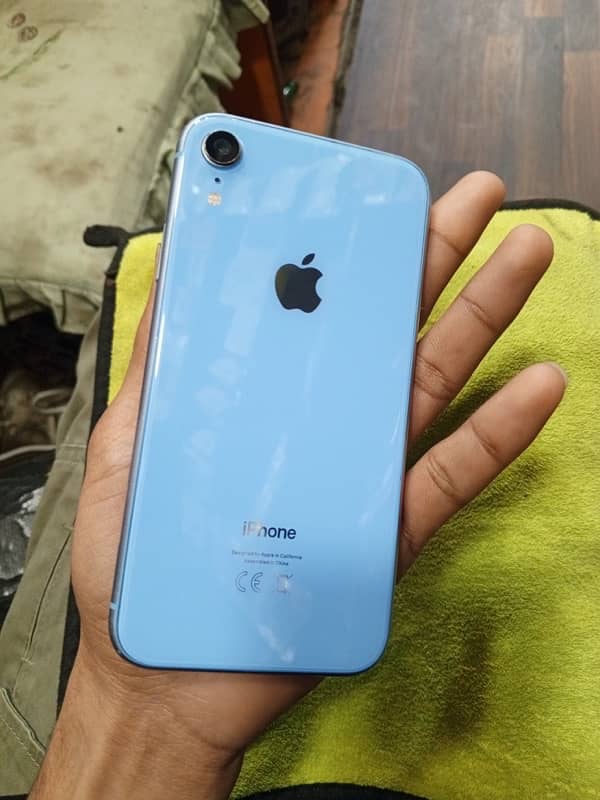 i phone xR 64 jb non PTA 03461772923 3