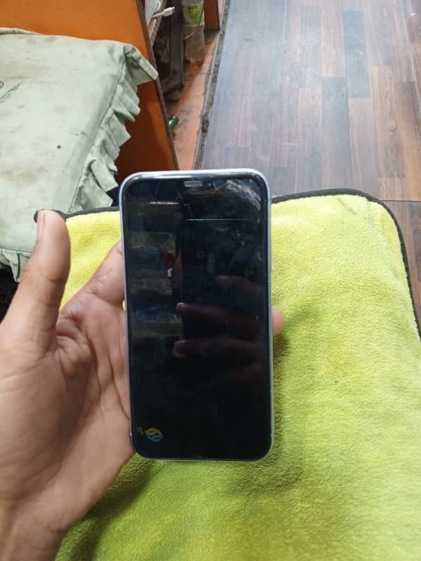 i phone xR 64 jb non PTA 03461772923 5