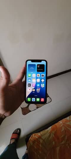 iPhone XR 64GB | Non pta | Back Glass Broken