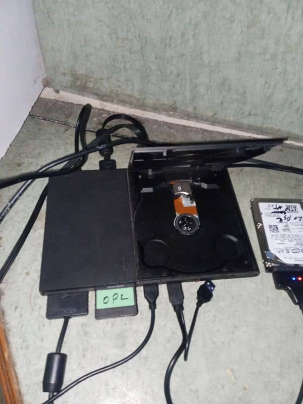 Ps2 with 2 controllers and hard drive 6