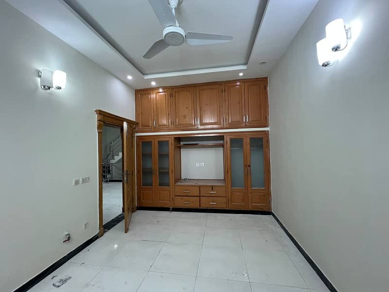 7 Marla Double Story House Available For Rent G-13/2 1