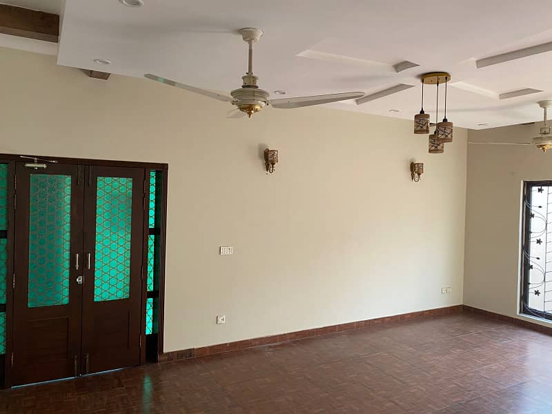 1 Kanal Beautiful Neat And Clean Upper Portion Available For Rent In DHA Lahore 8