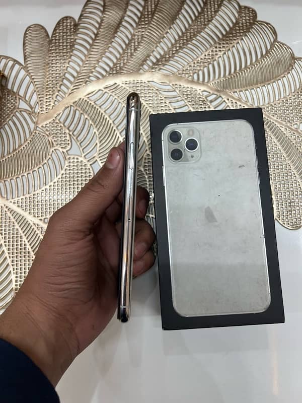 Iphone 11 pro max 256gb dual sim pta approved 4