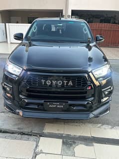 Toyota Hilux revo V  2.8 2021