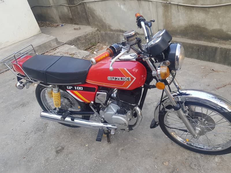 Suzuki GP 100 1985 13