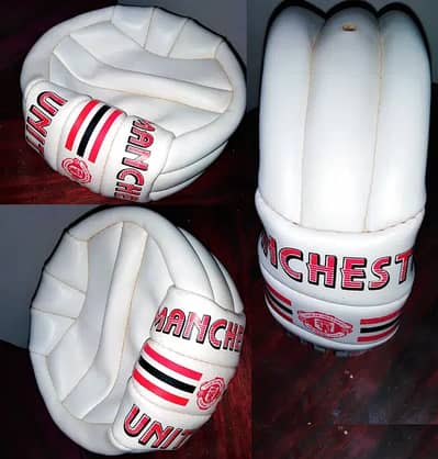 Untouched Rare 1997 MANCHESTER UNITED Leather FootBall (U. K. Imported