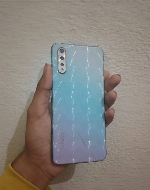 Vivo s1 3