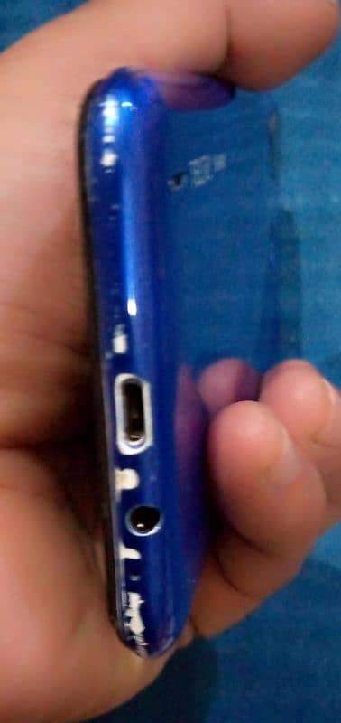 Tecno Spark 6 Go 4. /64.10/9 4