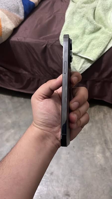 iPhone 14 Pro Max 128GB 5