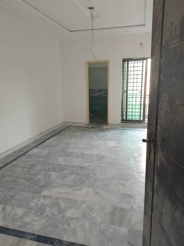 1200sqft office available for rent 4