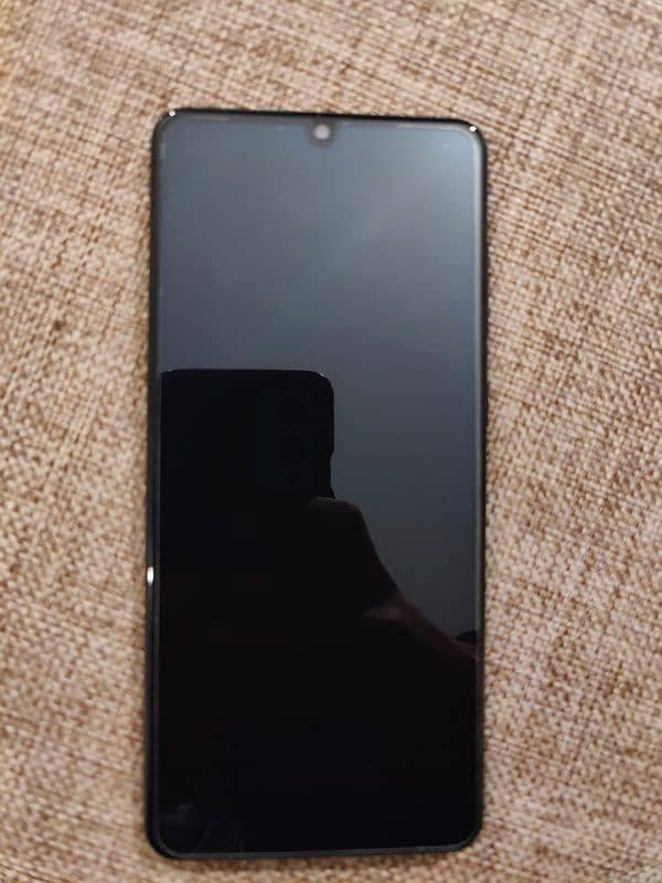 Samsung A31 in excellent condition 3