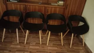 four chairs for sale 03185188491