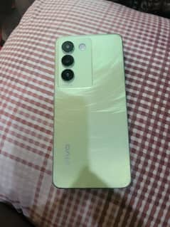 vivo y100 lush condition